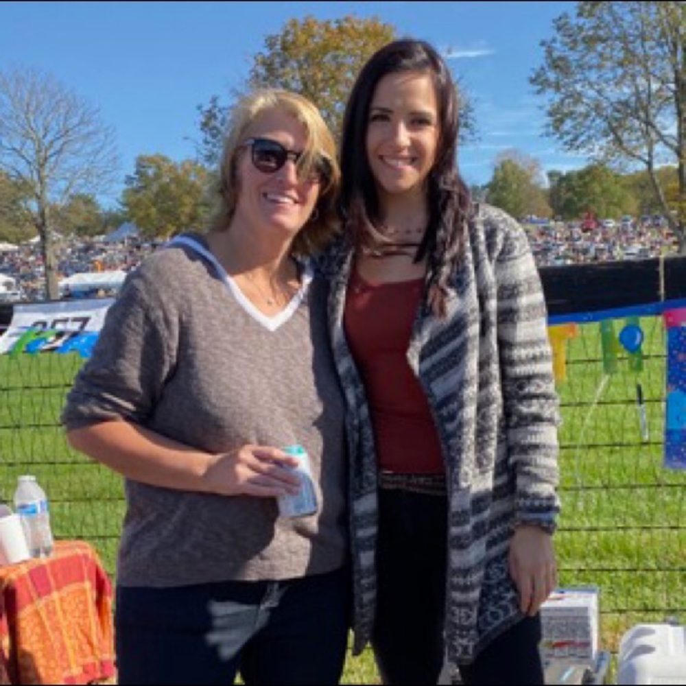 🍒Meet your Posher, Lauren & Carolyn🍒
